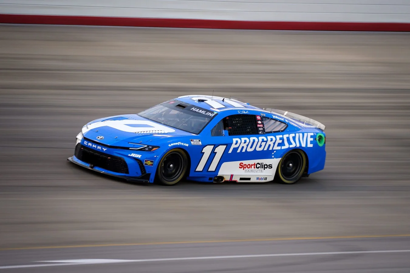 image-of-denny-hamlin-04-06-2025 Denny Hamlin