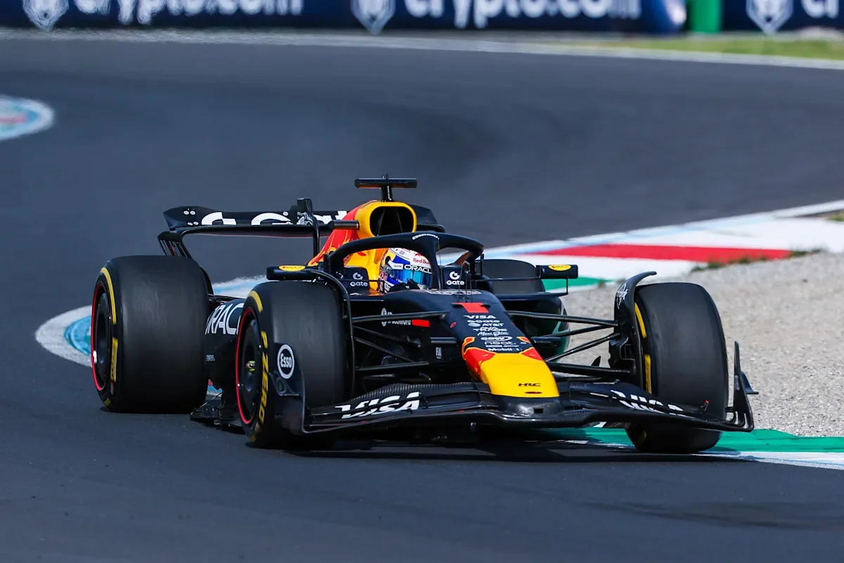 image-of-max-verstappen-11-09-2025 Max Verstappen