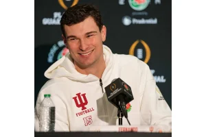 Casey Mears Eyes Historic NASCAR Milestone in Daytona 500 Return