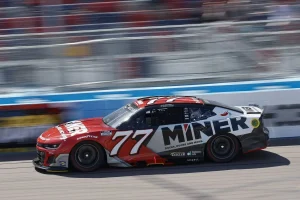 NASCAR Clash 2026: Top Picks, Odds & Expert Bets Revealed