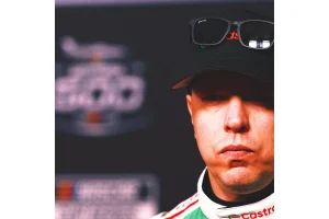 Brad Keselowski Finishes Top 5 at Daytona Despite Broken Leg