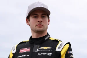 Connor Mosack Takes Early Lead at St. Petersburg NASCAR Race