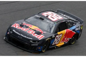 Nine-Car Crash Rocks Daytona 500, Zilisch Among Victims