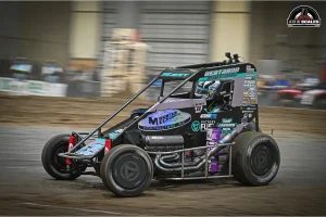 Logan Seavey Takes Lead as Eastern Storm Revvs Up