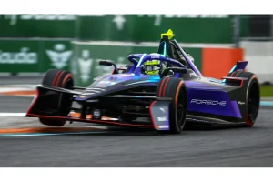 Nico Muller Claims Maiden Formula E Pole at Miami E-Prix