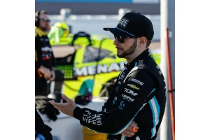 Dale Earnhardt Jr. Claps Back at Praise for Alfredo’s Phoenix Run