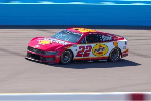Joey Logano’s Phoenix Wreck Destroys Race Hopes