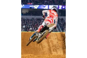 Ken Roczen Claims Podium at Daytona Supercross Round 8